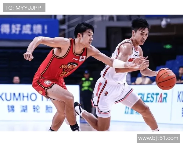 齐麟的崛起与挑战：探索新生代篮球运动员的成长之路与未来展望